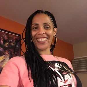 Meet your Posher, Tawana